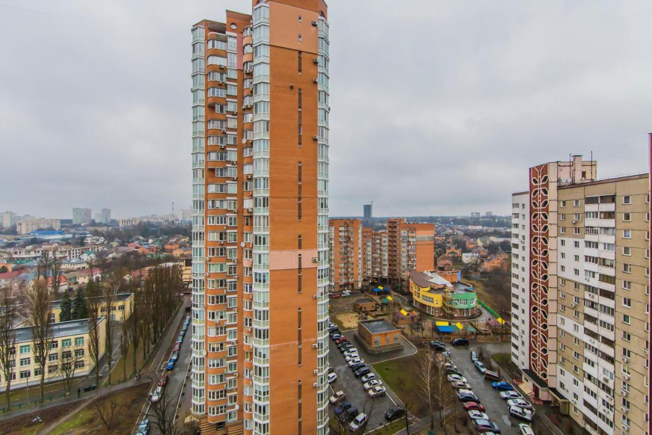 Уютная, Просторная Видовая Трехкомнатная Квартира Возле Метро Академгородок На 6 Мест Kiev Eksteriør billede